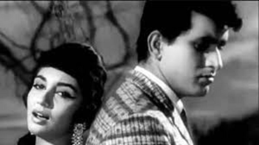 Manoj Kumar with Sadhana in Woh Kaun Thi, in a still from the iconic song Lag ja gale