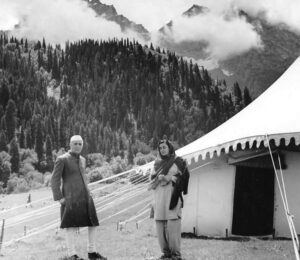 Baltal, Sonamarg with Mrs Indira Gandhi, while on holiday