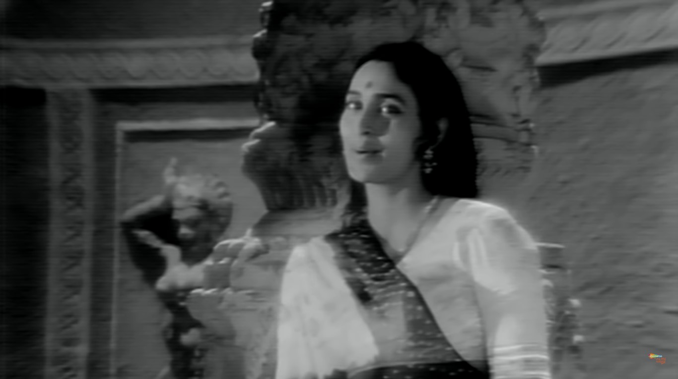 10 Songs That Reflect Nutan's Engaging Persona - Seniors Today