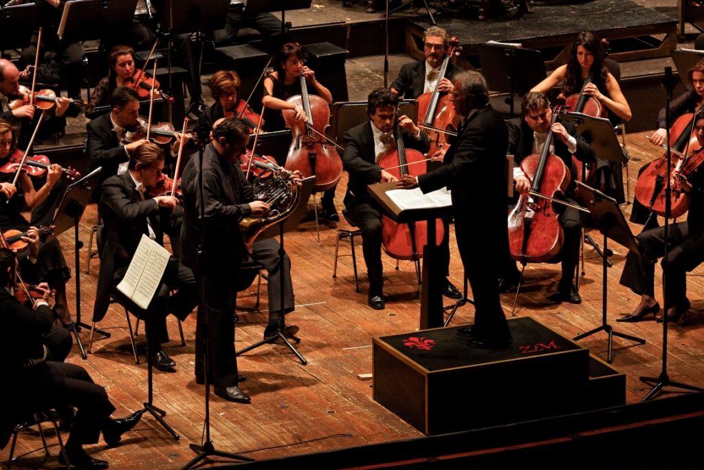 Zubin Mehta conducting the Maggio Musicale Fiorentino Orchestra in Florence, Italy