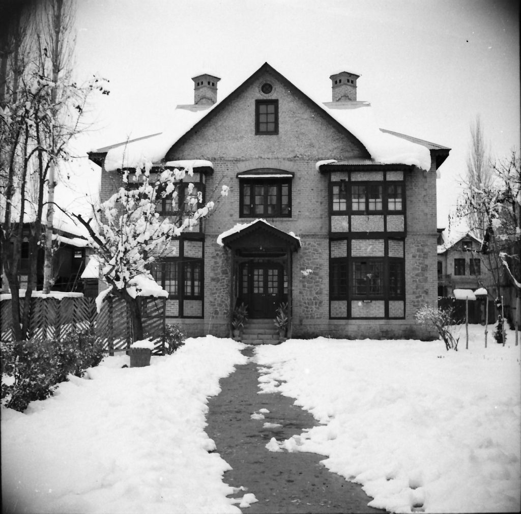 Prem’s home in Kashmir in winter