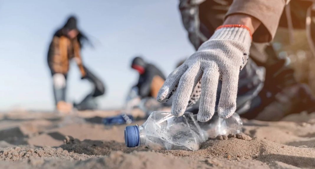 7 ways Google is helping reduce pollution from plastics