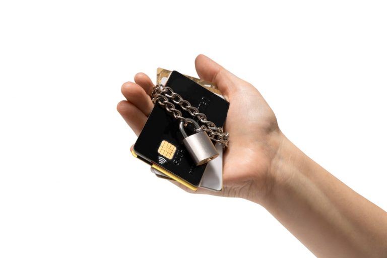 Don’t let the Card control your Credit