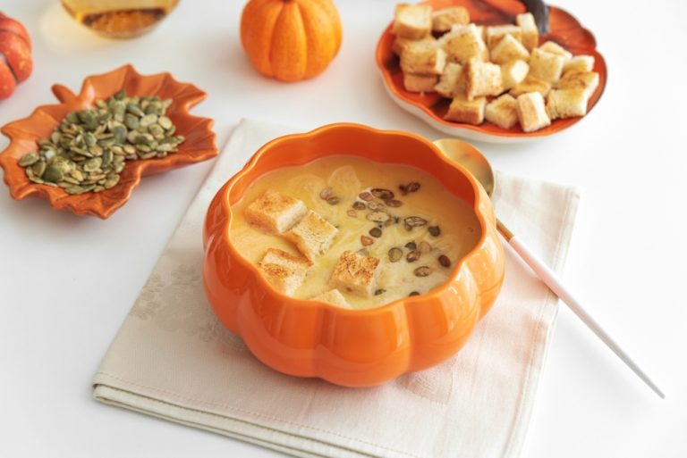 5 Nutritious Soups That Nourish You from the Inside Out